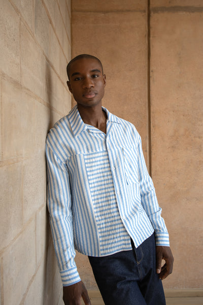 Cropped Blue Shirt