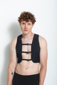 MŪN Multipocket Vest