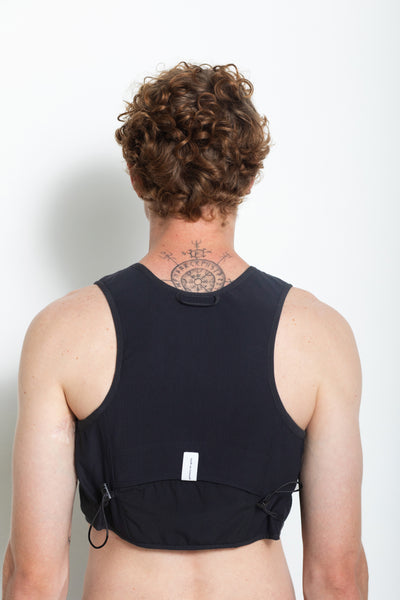 MŪN Multipocket Vest